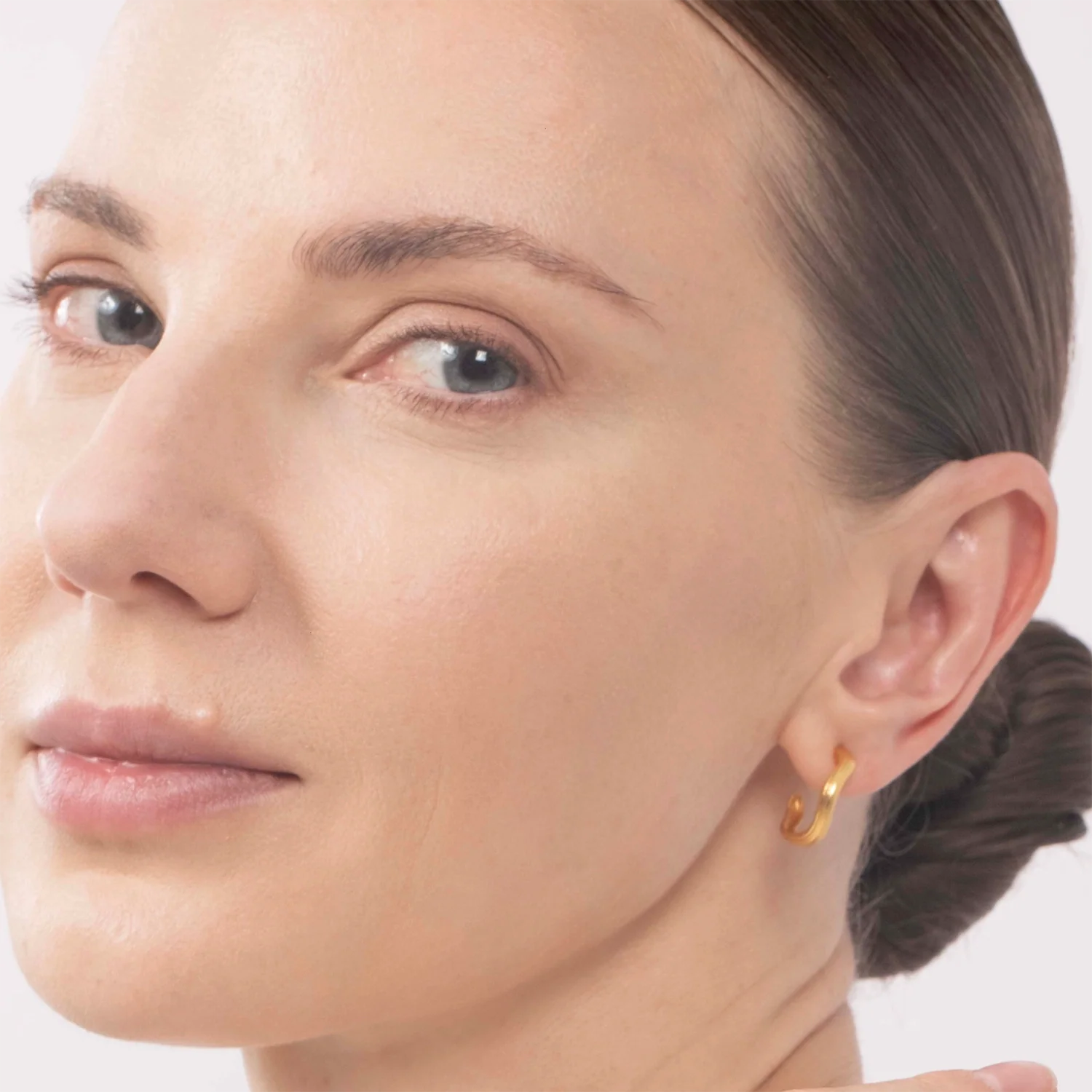 Small Golden Trail Hoop Earrings