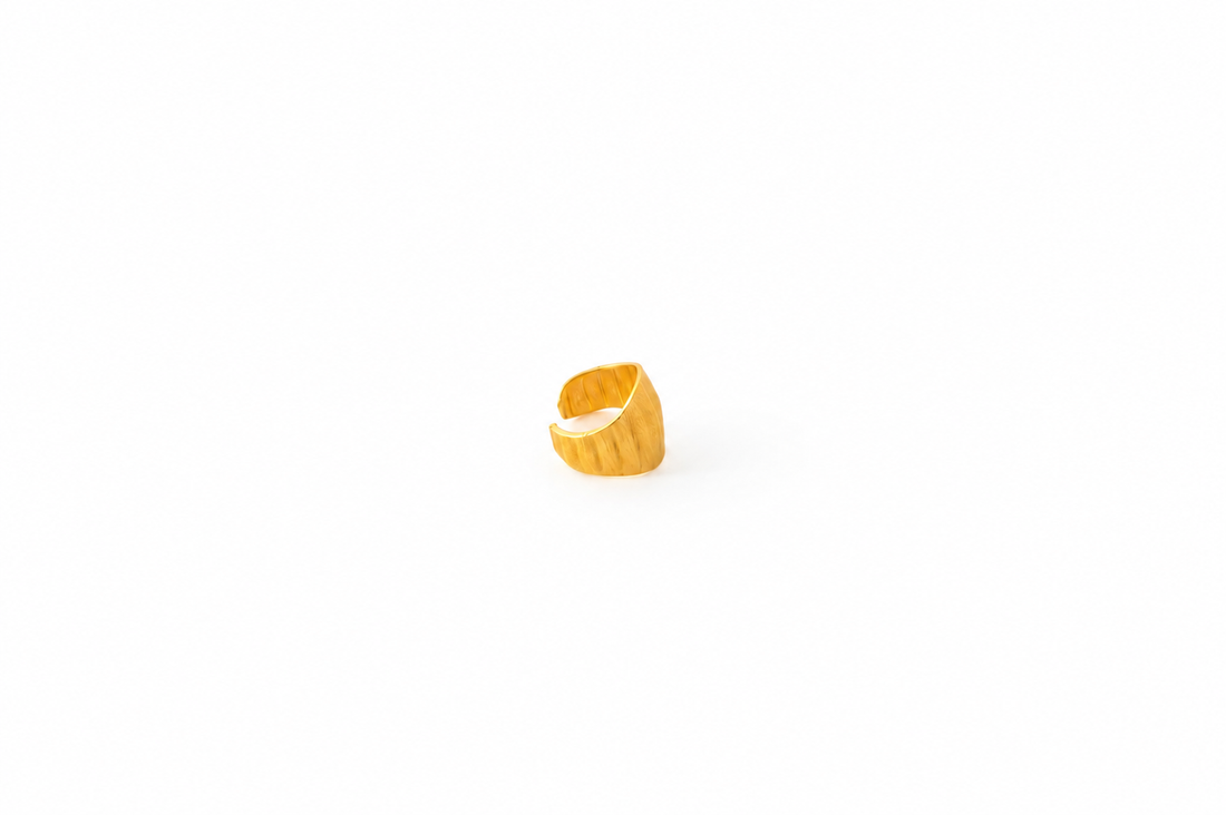 Golden Refugio Ear Cuff