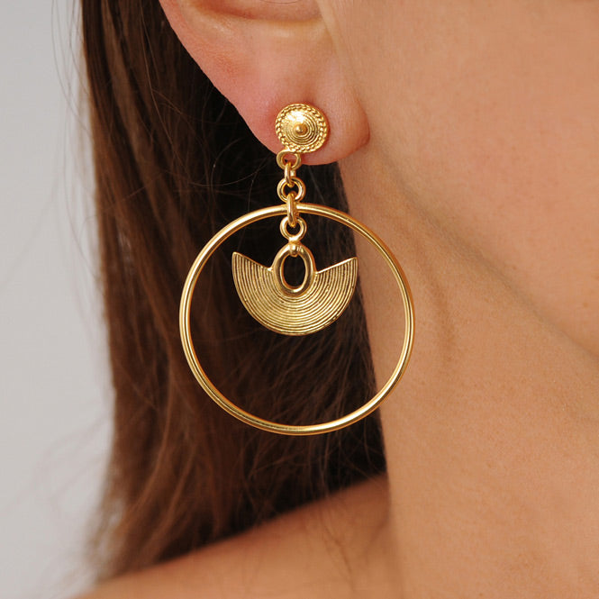 Sinu Smooth Filigree Nose Ornament Hoop Earrings