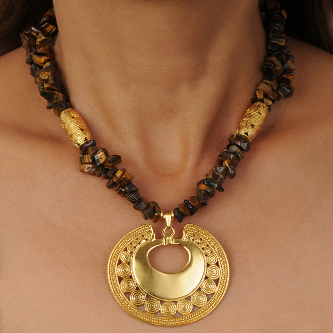 Tiger Eye Semiprecious Chips Necklace with Tairona Circles Nose Ornament Pendant