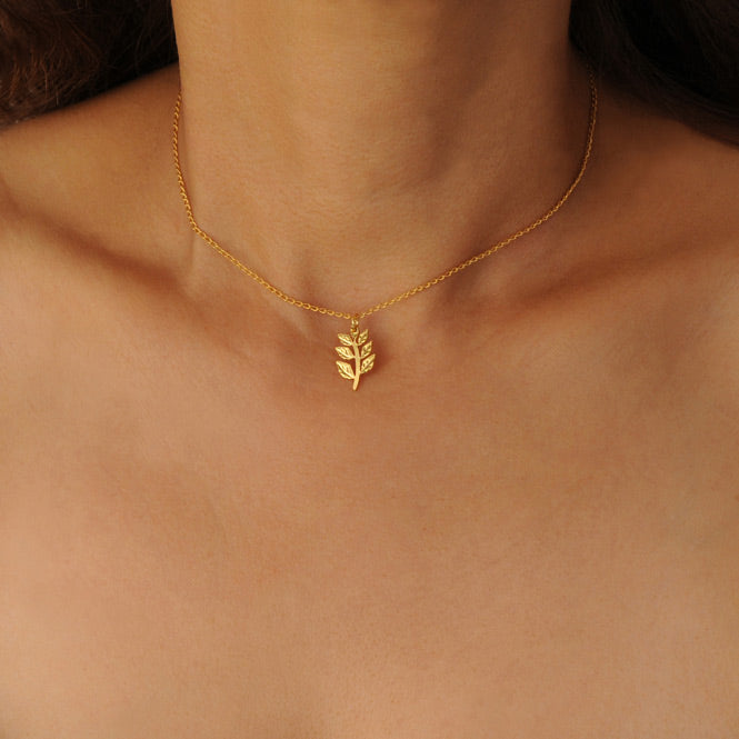 Chain Choker Necklace with Renacer Laurel Branch Pendant