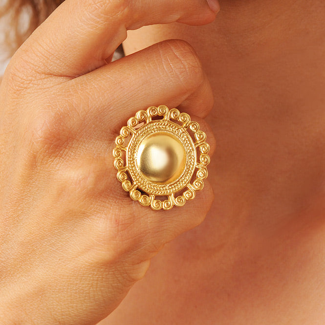 Tolima Round Pectoral Ring