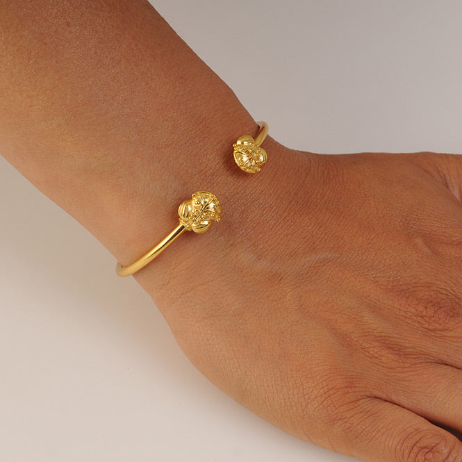 Tairona Ball Frog Hoop Bracelet