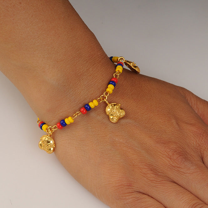 COLOMBIA BRACELET WITH 3 MINI FROG TAIRONA BALL CHARMS